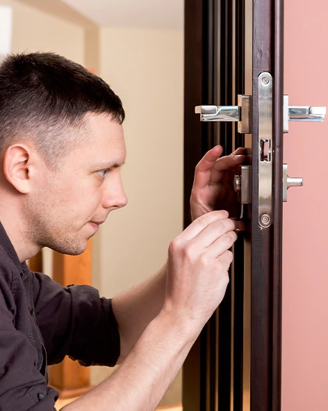 : Professional Locksmith For Commercial And Residential Locksmith Services in August, CA
